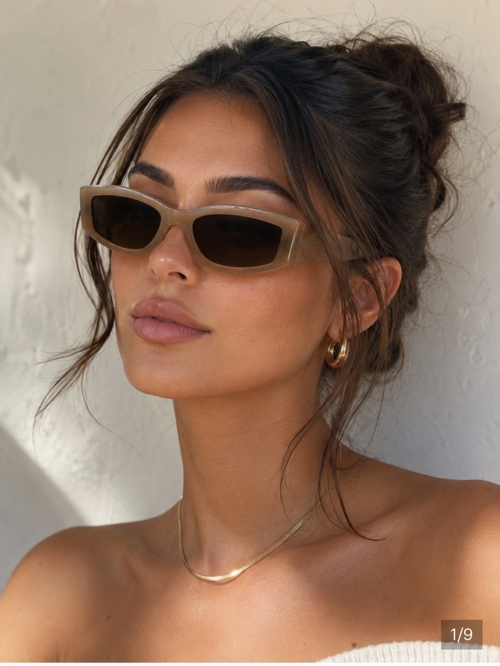 Diff Eyewear Women's Beige/Tan Frame Sunglasses with Dark Lenses